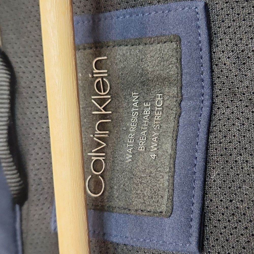 Calvin Klein Men's Waterproof Breathable Navy Blue Full-Zip Jacket With Pockets - Picture 6 of 13